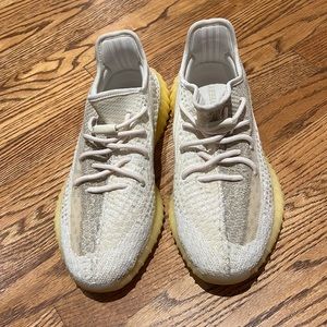 Yeezy Boost 350 V2 | Ivory | sz 9
